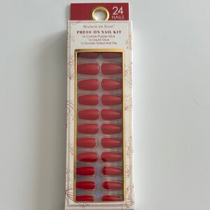 Red Press-On Nail Kit - 24 Nails
